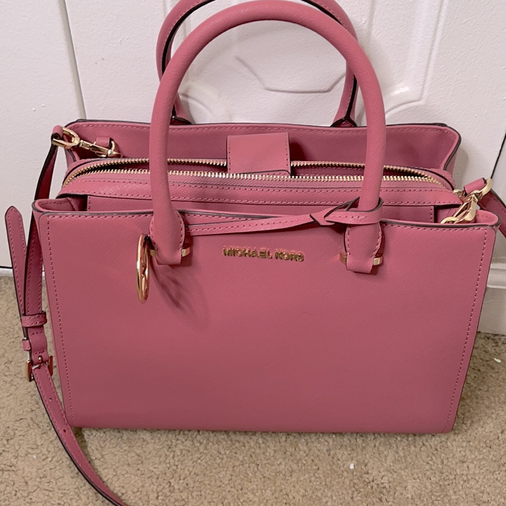 MK PURSE